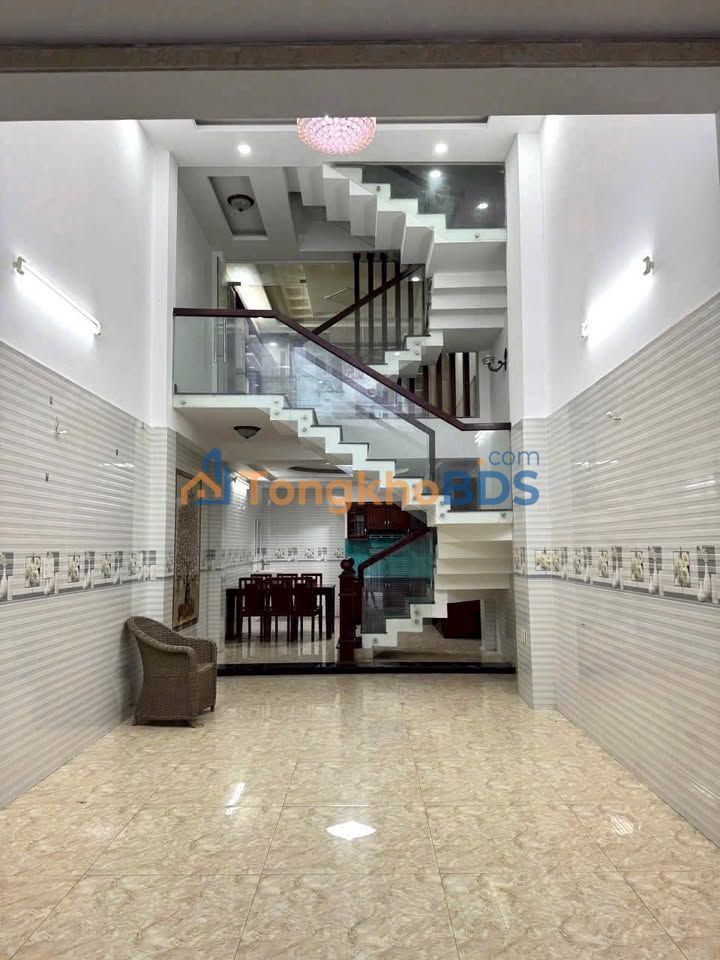 Nhà cho thuê Phạm Văn Chiêu 60m2 19 triệu - Ô tô vào nhà