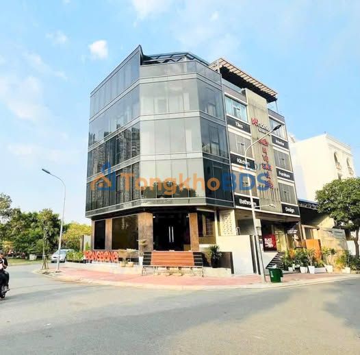 Nhà phố Quận 7 110m² 33 tỷ - Mặt tiền kinh doanh