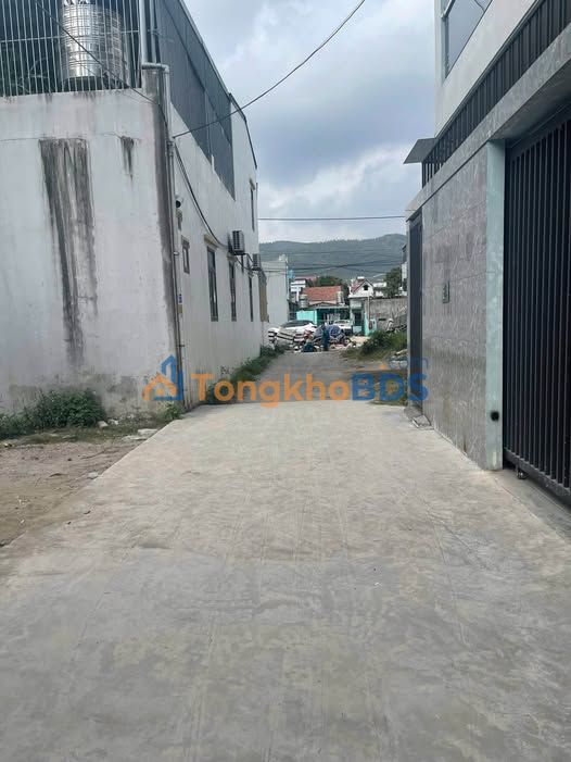 Đất nền Cẩm Phả 80m² 1,8 tỷ - Ô tô vào thẳng