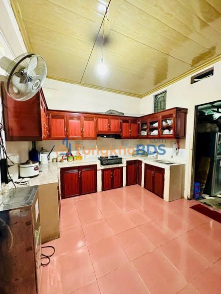 Cho thuê nhà cấp 4 đường Hoàng Trường Minh, Lào Cai - 90m²