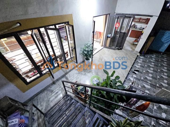 Nhà riêng Ngõ Hòa Hợp Cẩm Trung 154m² giá 2 tỷ - Ô tô vào tận nhà