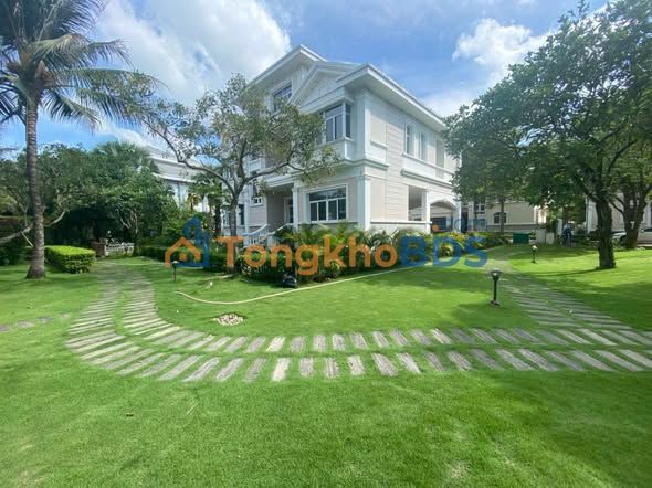 Biệt thự Chateau Quận 7 - 567m² Góc Công Viên - Đẳng Cấp Sống