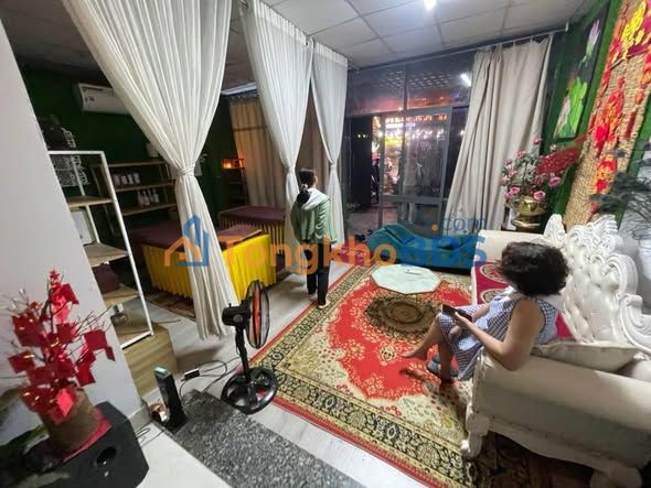 Nhà phố cho thuê Quận 9 100m² 20 triệu - Mặt tiền kinh doanh