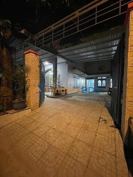 Nhà hẻm ô tô Trường Thọ 100m² 10 triệu - Sẵn sàng ở ngay