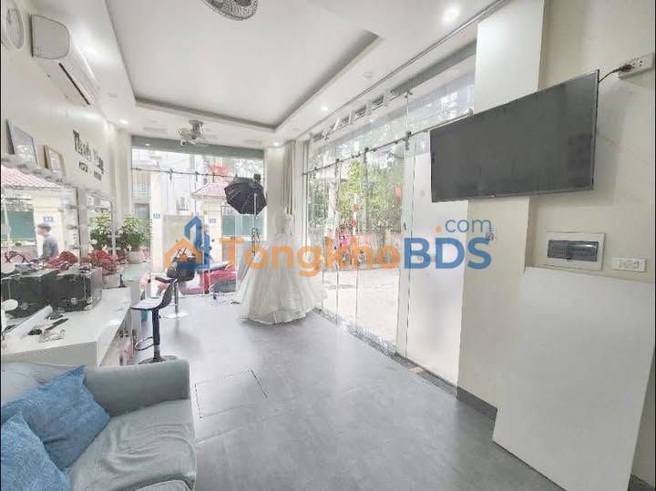 Nhà riêng Ngọc Thụy 32m² - Sẵn sàng ở ngay