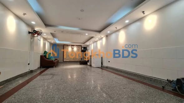 Tòa văn phòng Phan Kế Bính 63m² 40.8 tỷ - Sẵn sàng làm việc