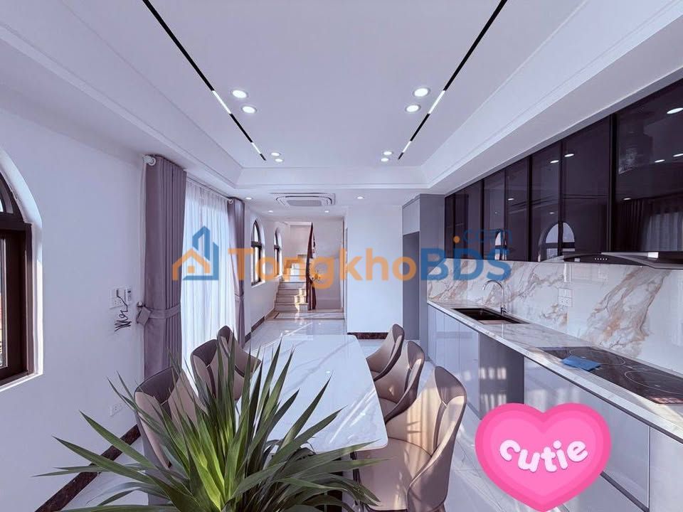 Nhà riêng Sài Đồng 55m2/12 tỷ - Ô tô vào tận nhà