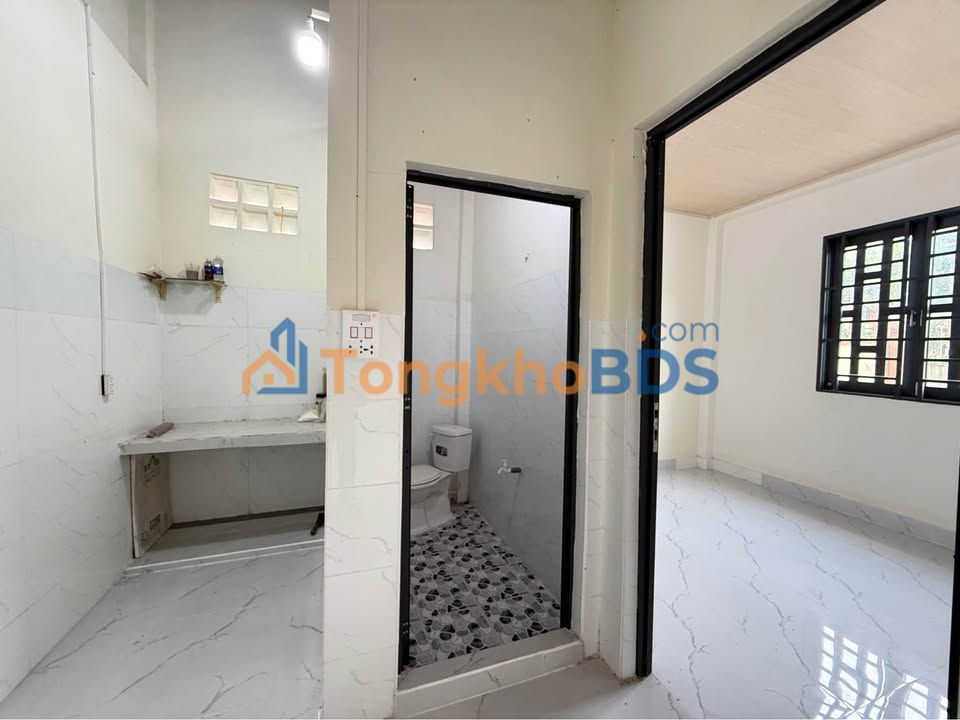 Nhà Nguyễn Thị Định Rạch Giá 42m2 650 trieu - O to vao nha