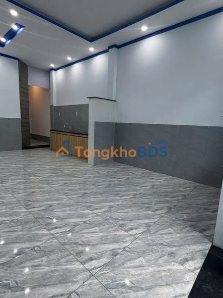 Nhà Sổ Chung Phước Tân 100m² - 2PN, Sân Hơi, Gần THCS Phước Tân