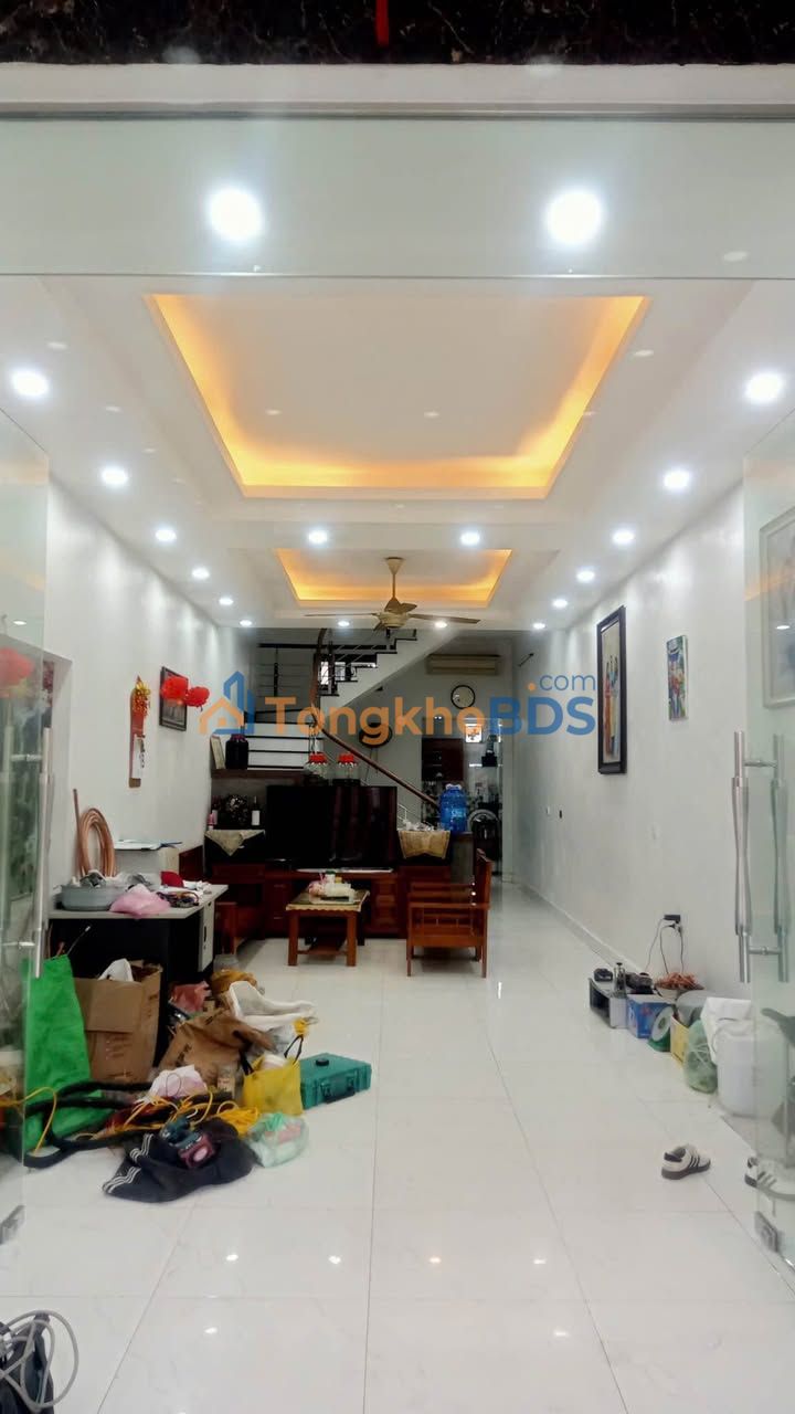 Nhà 3 tầng Hà Lầm 73m² 2,75 tỷ - Ô tô vào tận nhà