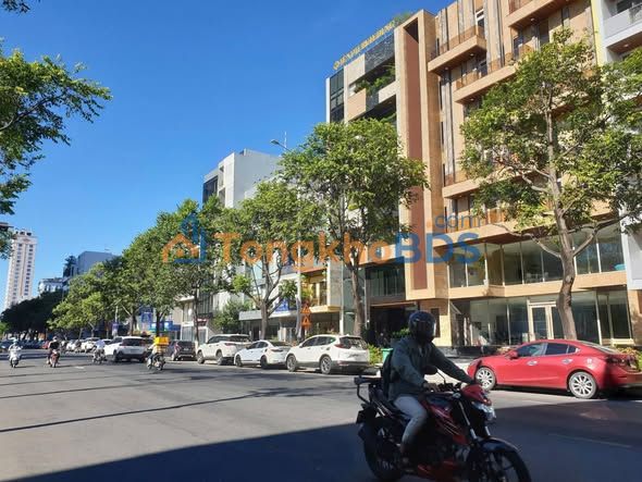 Nhà phố Trần Hưng Đạo Sơn Trà 125m² 60tr - Mặt tiền kinh doanh