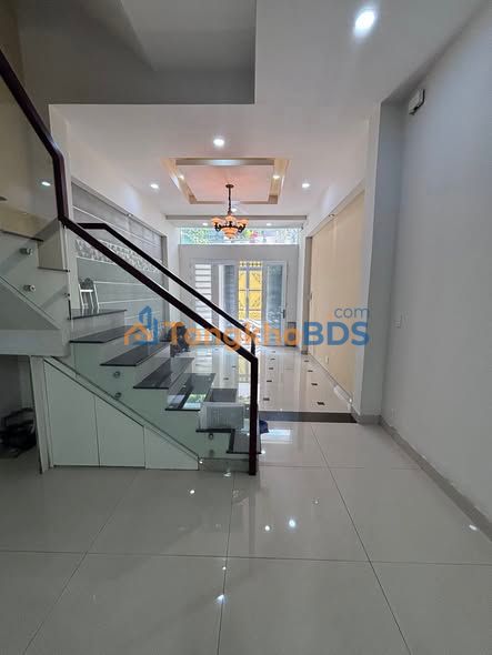 Nhà nguyên căn Nguyễn Sỹ Sách 64m² giá 14 triệu - Sẵn sàng ở ngay