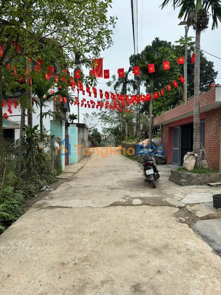 Đất thổ cư Tuyên Quang 220m² giá 1 tỷ - Sổ đỏ chính chủ