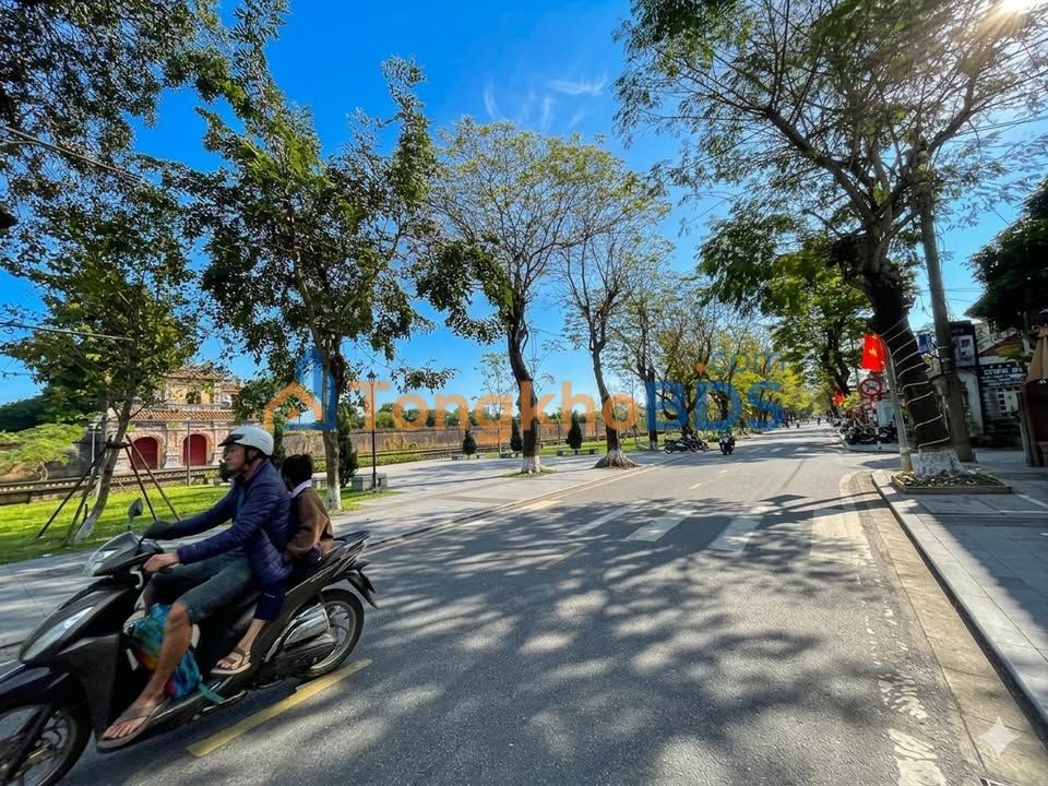 Đất Lê Huân Phú Xuân 169m² 5 tỷ - Đường ô tô