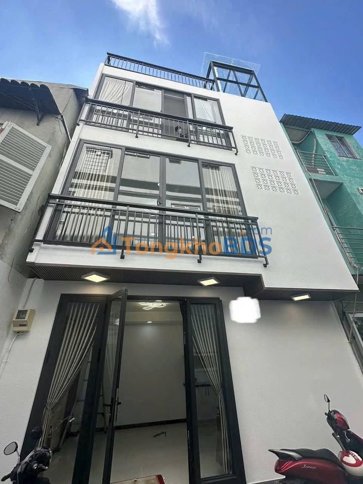 Nhà nguyên căn Út Tịch 30m² 12 triệu - Ô tô vào nhà