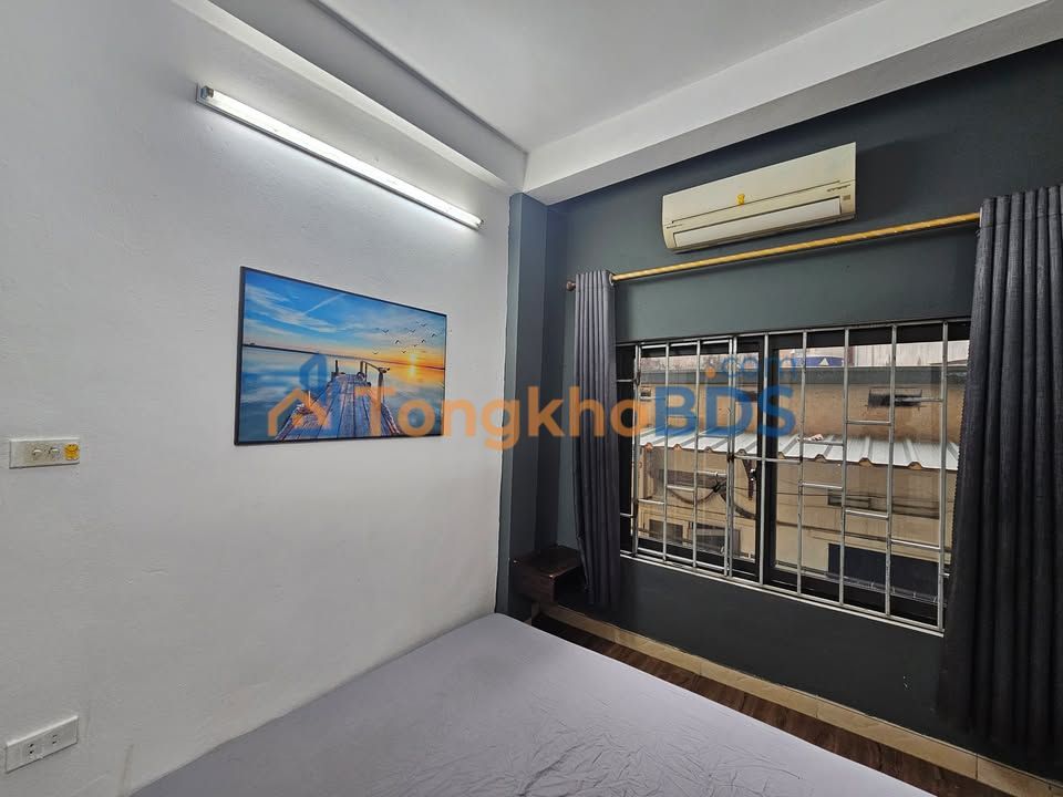 Phòng trọ Phùng Khoang 3.1tr - Bàn giao ngay, thang máy