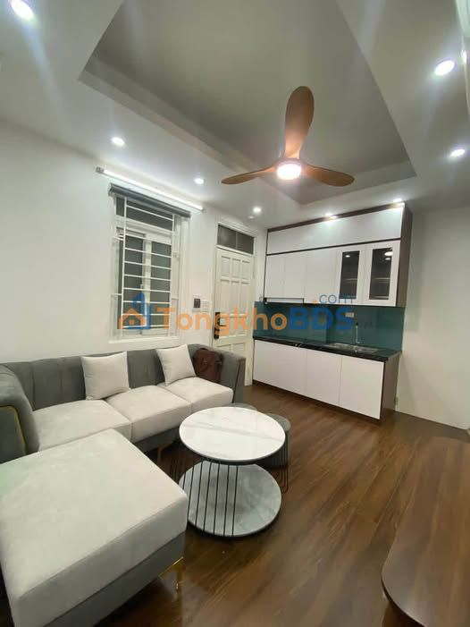 Bán Căn hộ CCmini 53m² Royal City, Thanh Xuân - Full Nội Thất, Ô Tô Đỗ Cửa