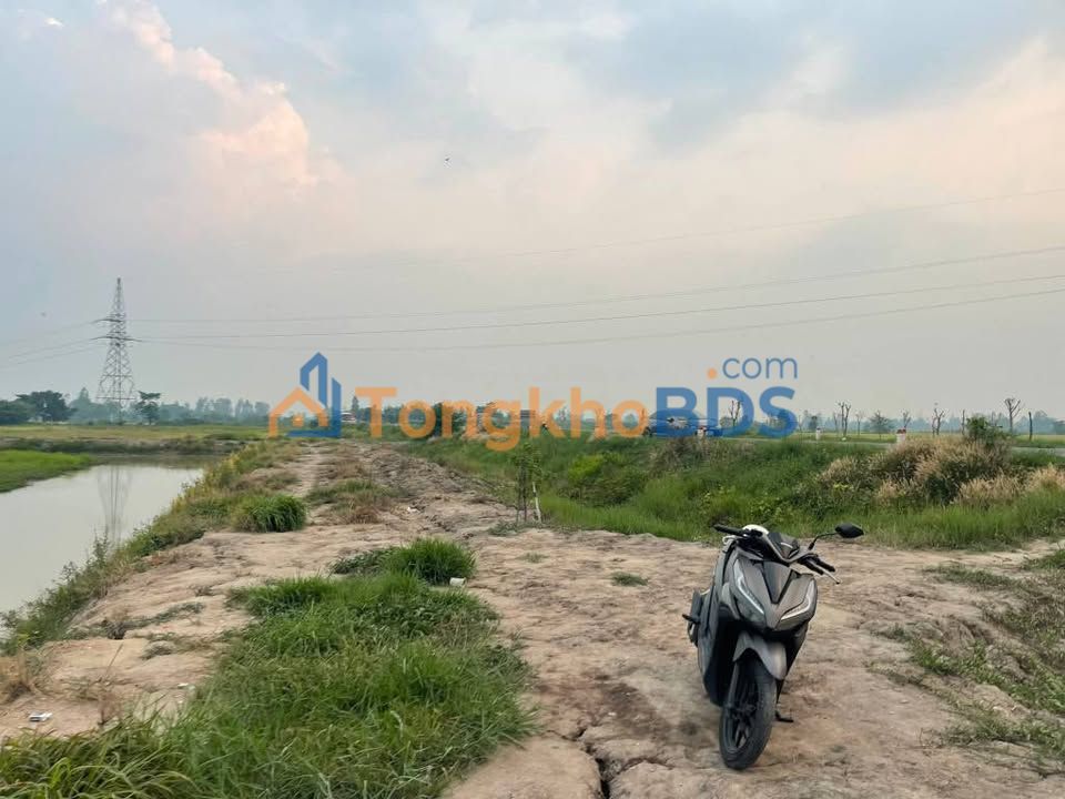 Đất nền Tuyến Tránh Bình Phú 7.370m² 7.37 tỷ – Đường to ô tô