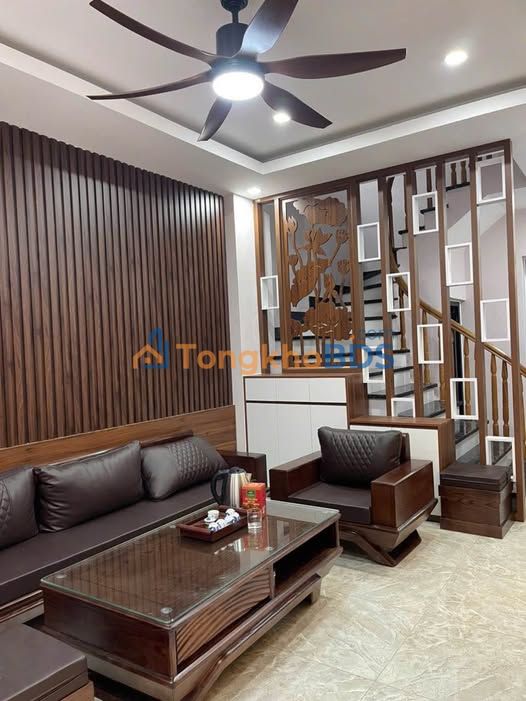 Nhà riêng Đan Phượng 42m2 5 tỷ - Ô tô vào tận nhà