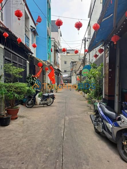 Nhà riêng Tân Phú 65m² giá 6.9 tỷ - Chính chủ bán