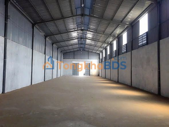 Kho xuong Amata Long Thanh 600m2 25 trieu - Hoat dong ngay