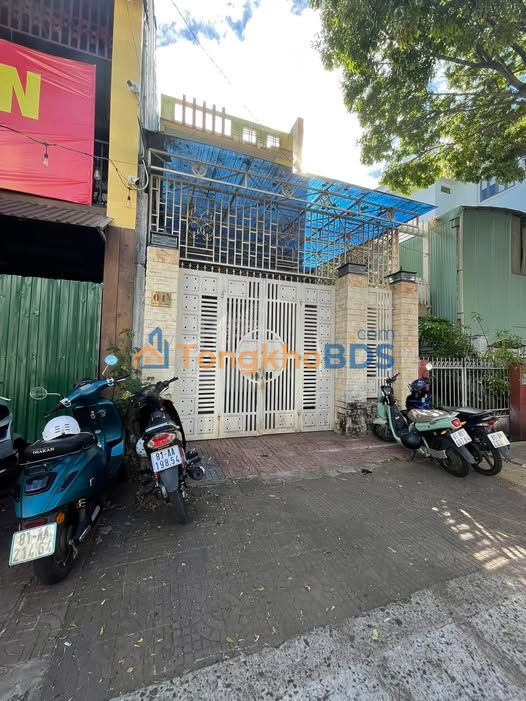 Nhà cho thuê Đinh Tiên Hoàng Mang Yang - Giá thỏa thuận, sẵn sàng ở ngay