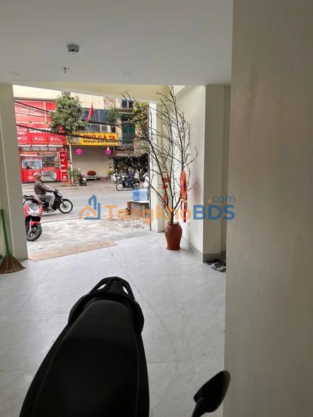 Nhà phố Hoàng Mai 50m²x3 30 triệu - Mặt tiền kinh doanh