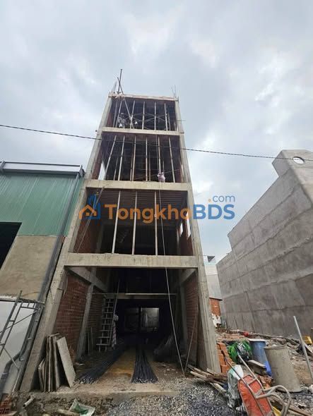 Nhà 104m² Bình Tân - Hẻm Thông Thoáng, Giá 5.49 Tỷ - Sẵn Sàng Xây Mới