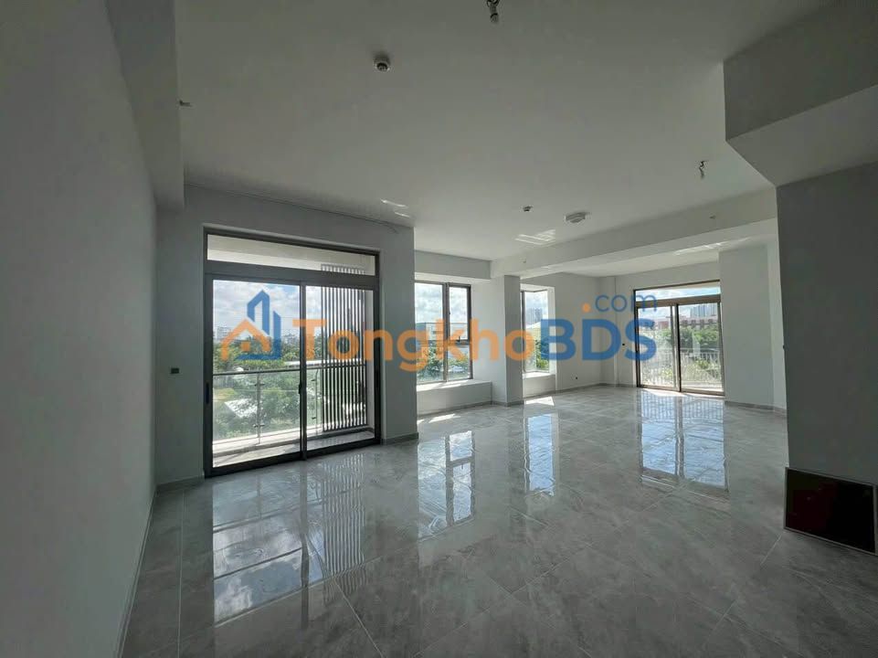 Căn hộ Midtow Phú Mỹ Hưng Q7 97,3m² 12,5 tỷ - View đẹp
