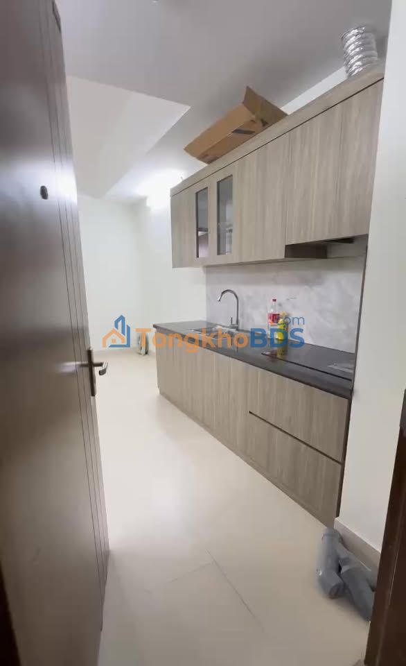 Căn hộ cho thuê Hoàng Quốc Việt 47m2 10 triệu - View đẹp