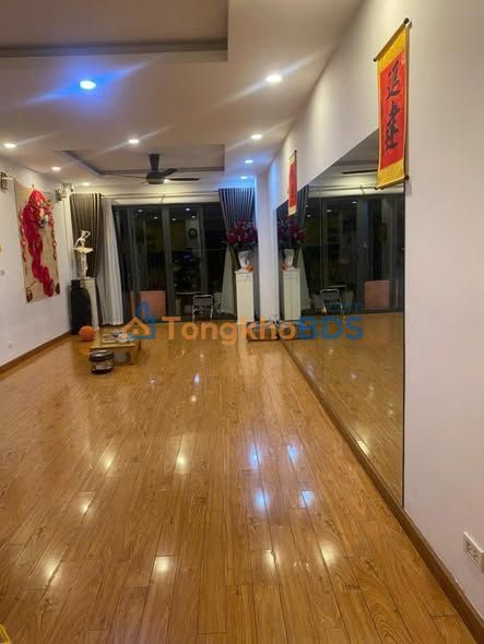 Căn hộ Rainbow Văn Quán 120m² 10 tỷ - View đẹp