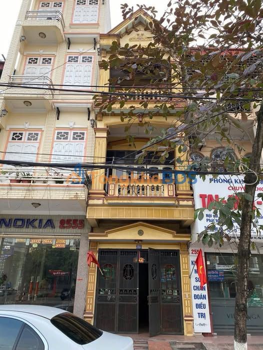 Nhà mặt đường Hùng Vương Việt Trì 68m² - Mặt tiền kinh doanh