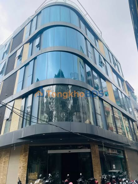 Văn phòng Nguỵ Như Kon Tum 130m² 22 triệu - View thoáng