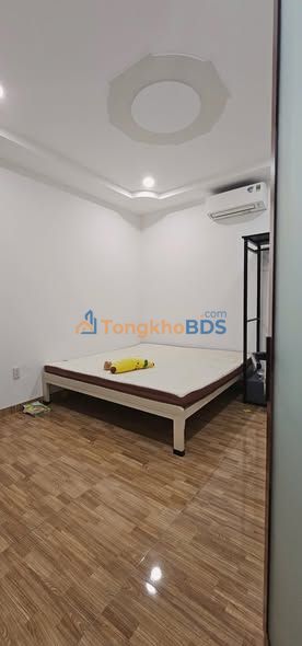 Nhà Linh Xuân Thủ Đức 100m² 6.2 tỷ - Ô tô vào nhà