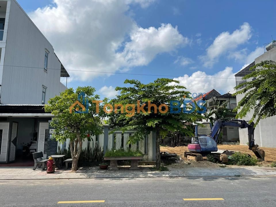 Đất nền Võ Thị Đệ Bình Sơn 278m² 5,9 tỷ - Đường ô tô
