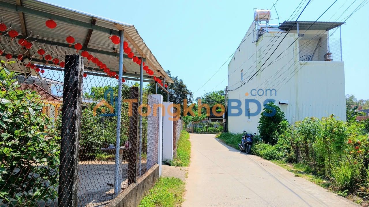 Đất Nghĩa Hòa Quảng Ngãi 100m² giá 4xx triệu - Đường ô tô