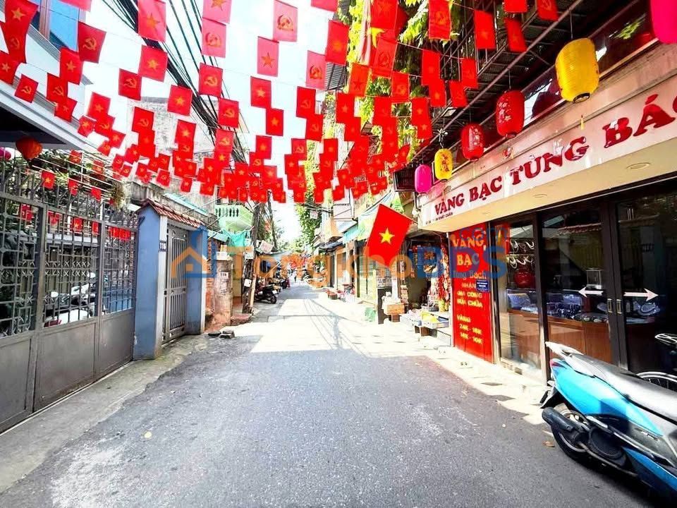 Đất Trần Khát Chân 183m² 24.7 tỷ - Sổ đỏ chính chủ