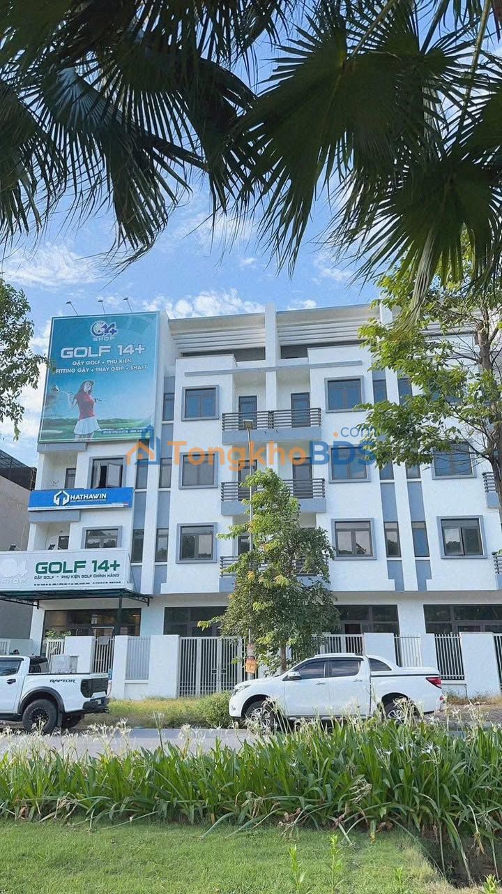 Nhà mặt đường QL18 Bãi Cháy 110m² 6,6 tỷ - Ô tô vào nhà