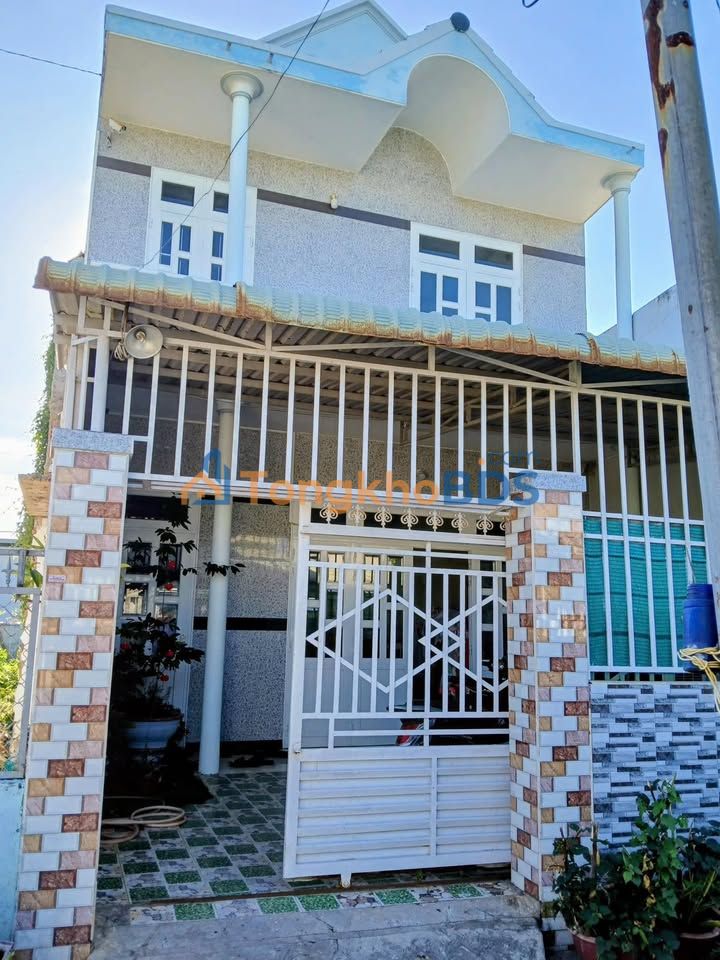 Nhà Đức Long Phan Thiết 370m2 4 tỷ - Oto vào tận nhà