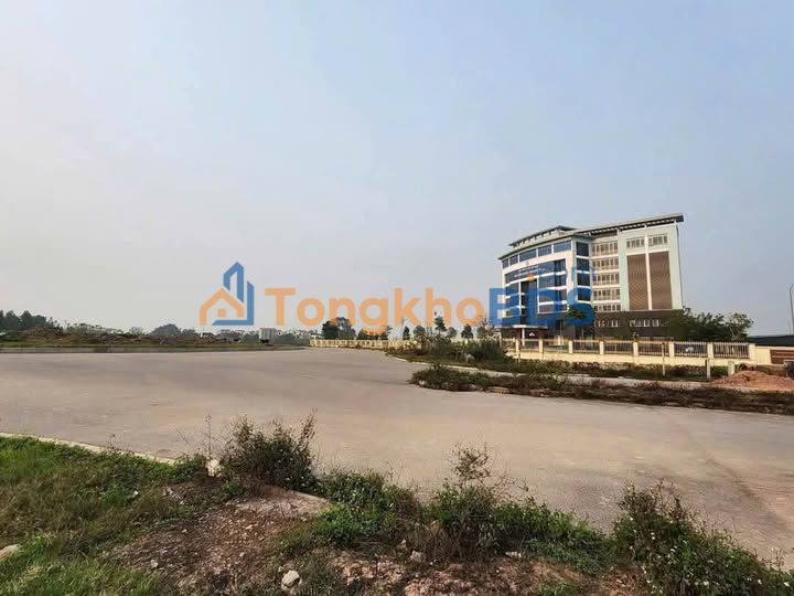 Đất nền Lạc Long Quân Bắc Ninh 105m² 10 tỷ - Sổ đỏ chính chủ