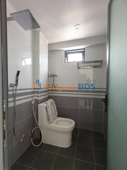 Cho thuê căn hộ Bạch Đằng, P7, Đà Lạt - 6.5 triệu/tháng, oto đậu cửa