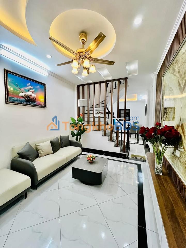 Nhà riêng Vương Thừa Vũ 60m² 15.7 tỷ - Ô tô vào tận nhà