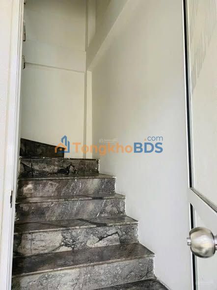 Nhà mặt phố Giải Phóng 45m² 36 triệu/6 tháng - Mặt tiền kinh doanh