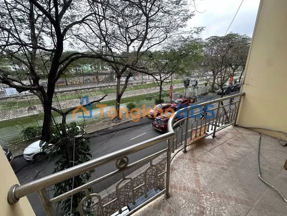 Nhà riêng Cầu Giấy 216m² 30 triệu - Ô tô vào nhà