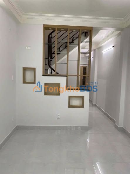 Nhà nguyên căn Nguyên Hồng Gò Vấp 41m2 10tr - Sẵn sàng ở