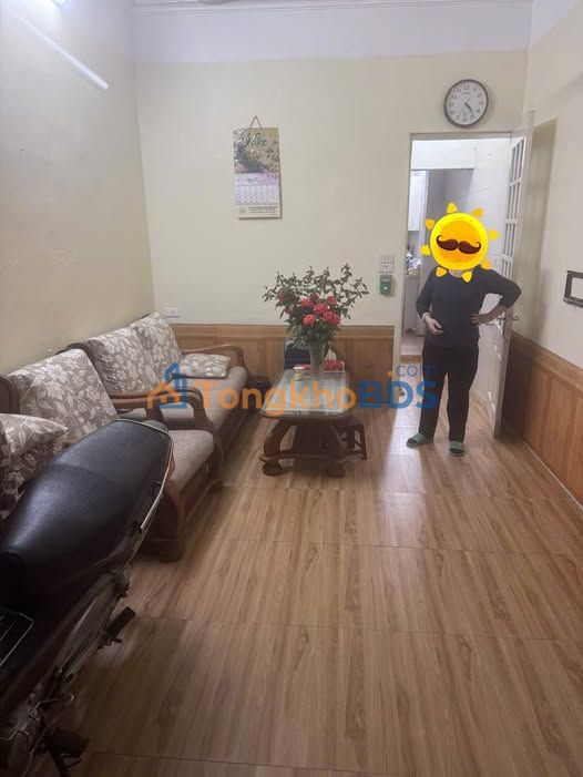 Nhà khu tập thể Nam Đồng Đống Đa 8.5 triệu - Sẵn sàng ở ngay