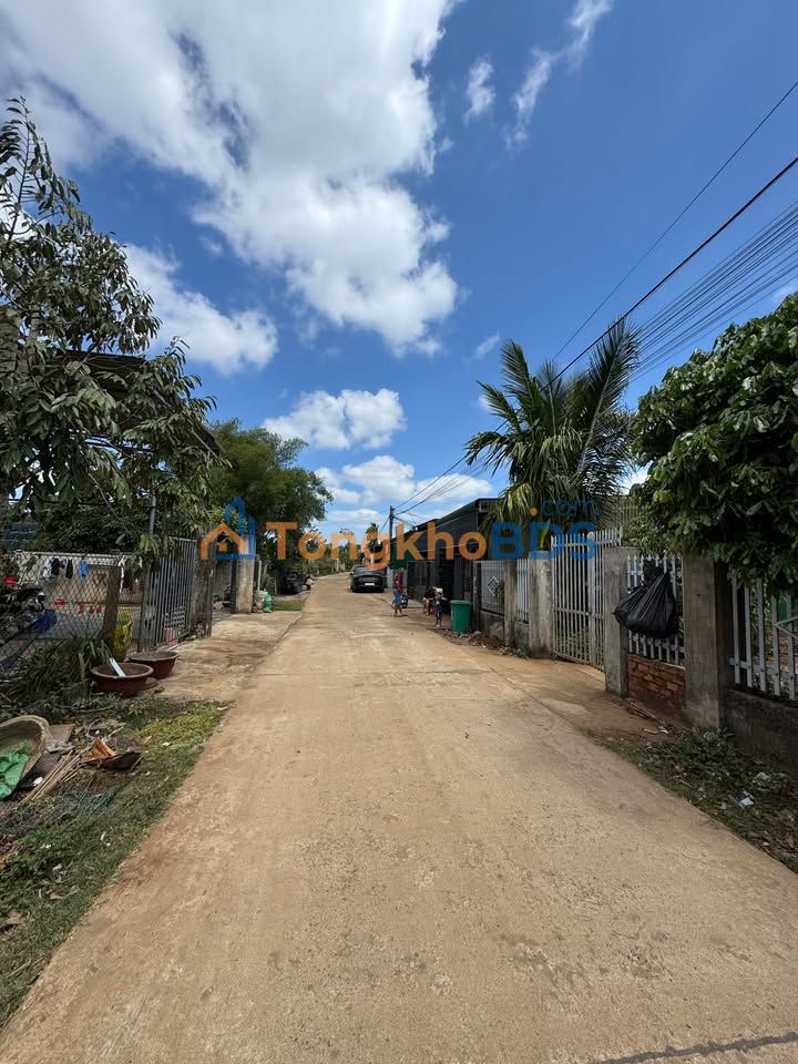 Đất nền Thành Công 440m² 140.8 tỷ - Đường to ô tô