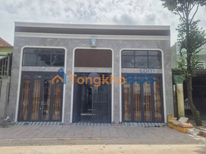 Nhà 2 Căn + 8 Phòng Trọ Bình Dương - Dòng Tiền 25 Triệu/Tháng