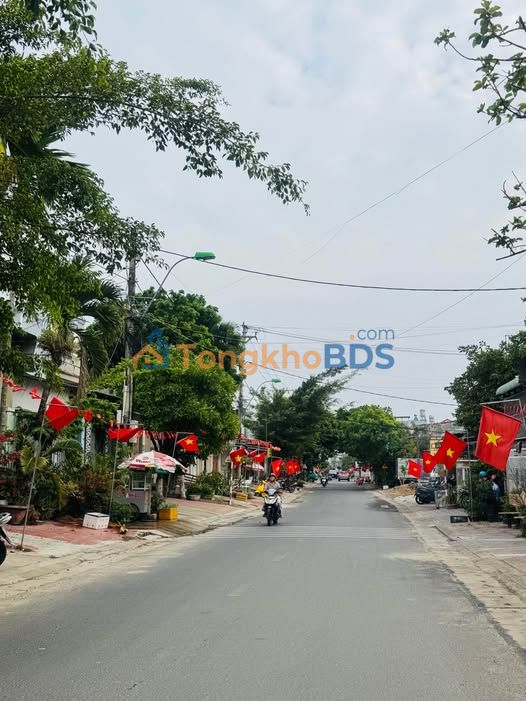 Nhà mặt tiền Hàm Nghi Kon Tum 95m² 1.8 tỷ - Chính chủ bán