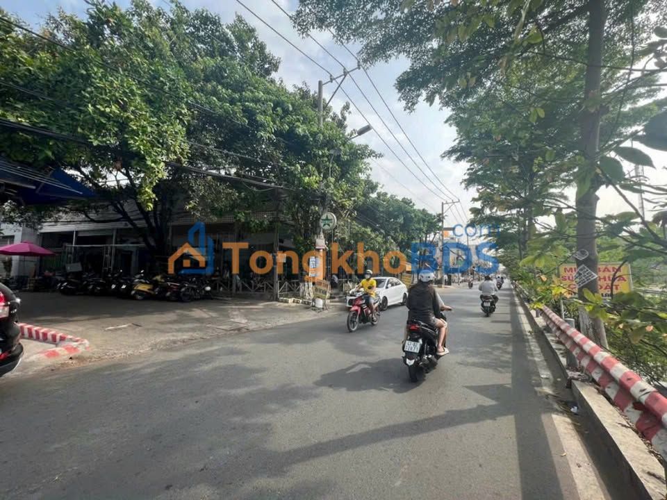 Nhà phố Bình Tân 273m² 25 tỷ - Mặt tiền kinh doanh